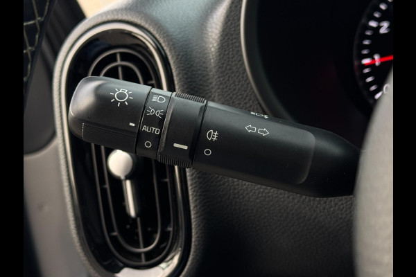 Kia Picanto 1.0 DPi DynamicLine CAMERA / AUTOMAAT / CARPLAY / WEINIG KM'S / AIRCO / BLUETOOTH / NL AUTO / LMV