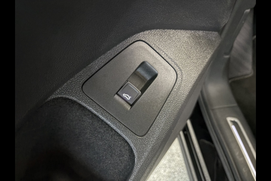 Seat Tarraco 1.5 TSi 150pk DSG Xcellence SCHUIFDAK/BEATSAUDIO/LEDER/DODEHOEK/20INCH