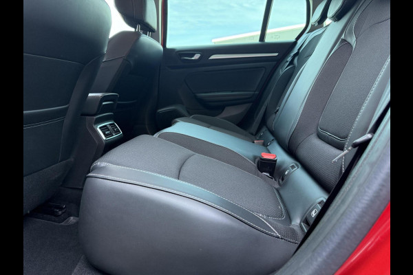 Renault Mégane Estate 1.3 TCe 140 Camera|Dodehoek|Navi|Stoelverwarmd