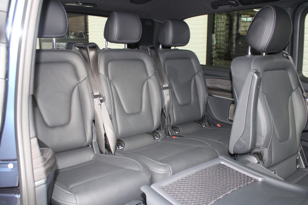 Mercedes-Benz V-Klasse 300 Benzine!! / Lang / AMG / 7-persoons / Burmester / Elec Stoel / Vol Opties / NIEUWSTAAT
