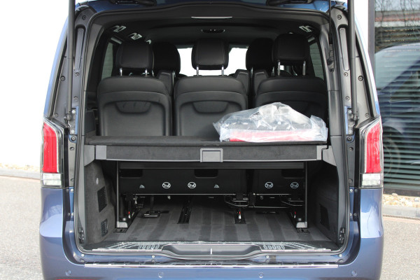 Mercedes-Benz V-Klasse 300 Benzine!! / Lang / AMG / 7-persoons / Burmester / Elec Stoel / Vol Opties / NIEUWSTAAT