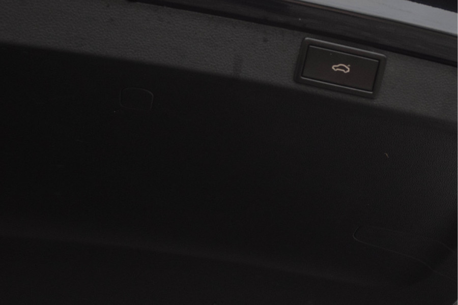 Škoda Octavia Combi 1.4 TSI RS iV PHEV Business / Standkachel/ Virtual Cockpit/ Adaptive Cruise Control/ Trekhaak/ 190kW (259PK)