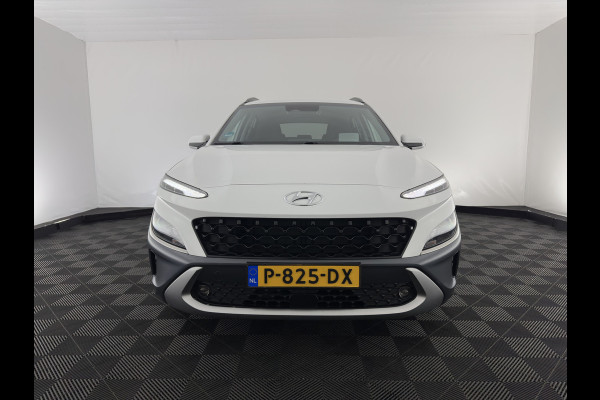Hyundai Kona 1.6 GDI HEV Fashion (INCL-BTW) Aut. *NAVI-FULLMAP | DIGI-COCKPIT | FULL-LED | KEYLESS | CAMERA | HEAD-UP | SHIFT-PADDLES | DAB | COMFORT-SEATS | PRIVACY-GLASS | TOWBAR | 16 "ALU*