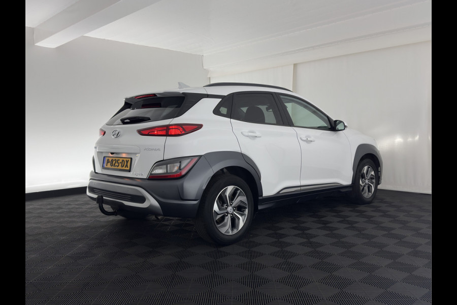 Hyundai Kona 1.6 GDI HEV Fashion (INCL-BTW) Aut. *NAVI-FULLMAP | DIGI-COCKPIT | FULL-LED | KEYLESS | CAMERA | HEAD-UP | SHIFT-PADDLES | DAB | COMFORT-SEATS | PRIVACY-GLASS | TOWBAR | 16 "ALU*