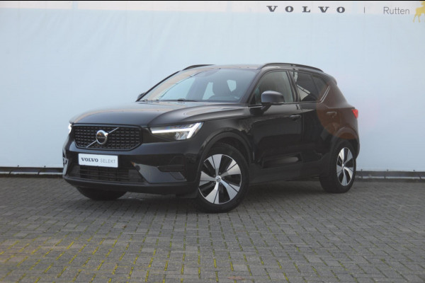Volvo XC40 T4 211PK Automaat Plus Dark / Elektrische stoelen met geheugen / stuur - en stoelverwarming / Cruise control / Harman kardon audio / elektrische achterklep / Parkeersensoren met camers
