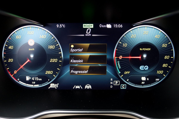 Mercedes-Benz GLC 300e 4MATIC Premium Plus | Distronic+ | Panoramadak | Memory | Leder | Trekhaak | Camera | Sfeerverlichting | Augmented Reality | Stoelverwarming |