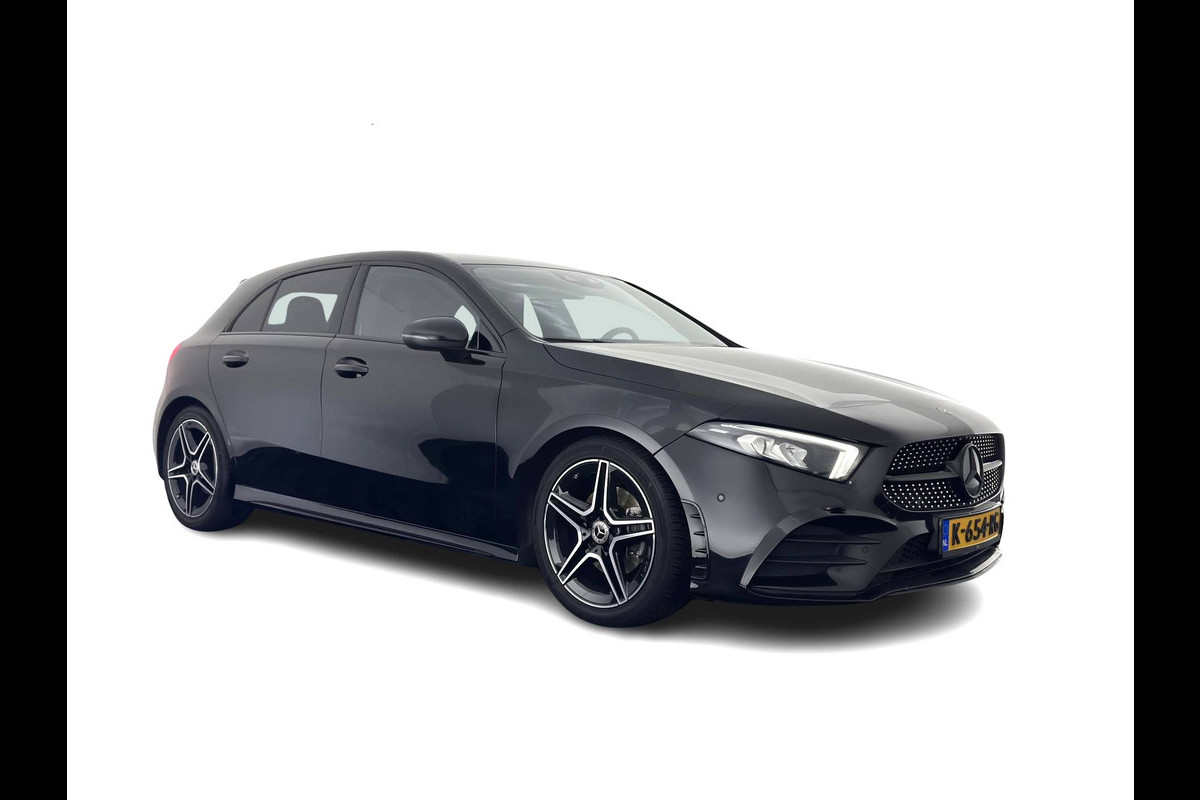 Mercedes-Benz A-Klasse 160 AMG-Sportpack Business-Solution (INCL-BTW) *WIDESCREEN-DIGI-COCKPIT | FULL-LED | LEATHER-MICROFIBRE | CAMERA | DYNAMIC-SELECT | CRUISE | HEATED-SPORTSEATS | PRIVACY-GLASS | DAB | AMBIENT-LIGHT | 18"ALU*