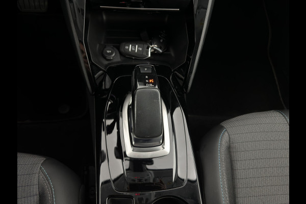 Peugeot e-208 EV Allure 50 kWh {SOH-91%} Aut *FULL-LED | DIGI-COCKPIT | BLINDSPOT | CAMERA | NAVI-FULLMAP | LANE-ASSIST | KEYLESS | DAB | CCS-FASTLOADER | TOP-VIEW | AMBIENT-LIGHT | PRIVACY-GLASS | 17"ALU*