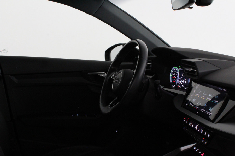 Audi A3 Sportback 40 TFSI e Edition 204pk > Leer/Camera/Stoelverwarming/virtual cockpit Plus...