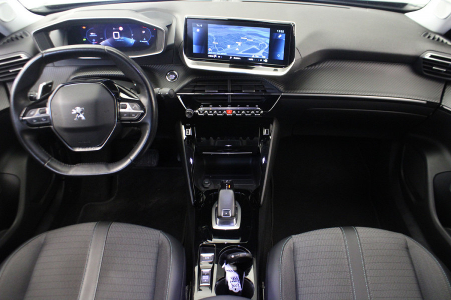 Peugeot 2008 1.2 PureTech Allure |Navi|Camera|