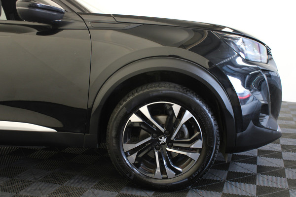 Peugeot 2008 1.2 PureTech Allure |Navi|Camera|