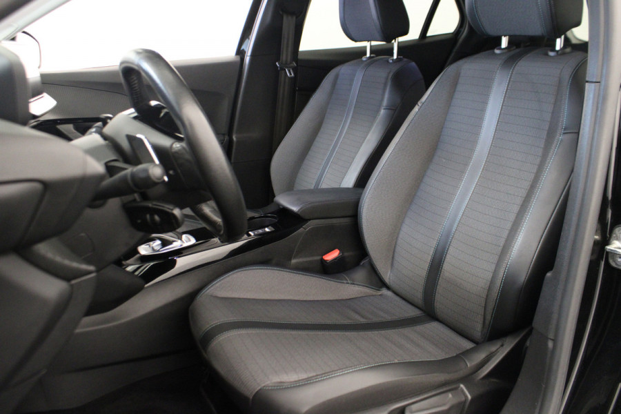 Peugeot 2008 1.2 PureTech Allure |Navi|Camera|