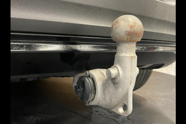 Volvo XC40 Recharge P8 AWD R-Design|TREKH.|LEDER|ELEK. KLEP|ACC|CARPLAY|CAMERA|CLIMATE+CRUISE CONTROL|NL-AUTO|NAP|INCL.BTW|1e EIG|