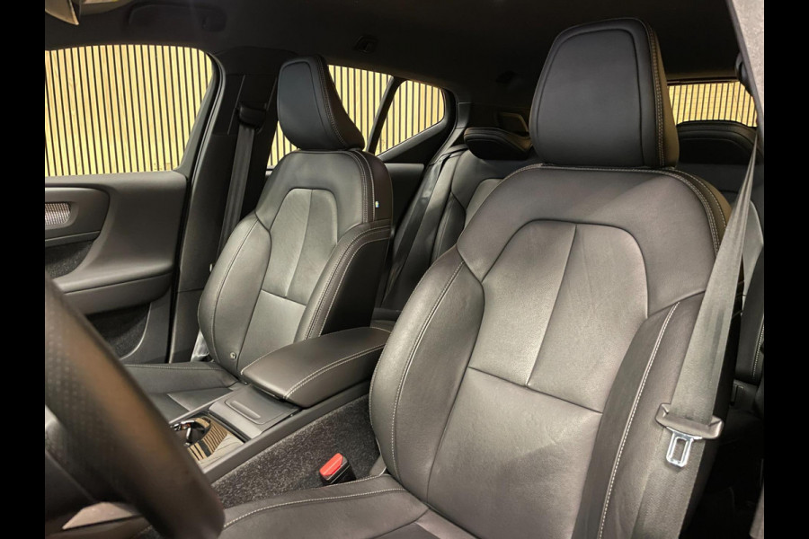 Volvo XC40 Recharge P8 AWD R-Design|TREKH.|LEDER|ELEK. KLEP|ACC|CARPLAY|CAMERA|CLIMATE+CRUISE CONTROL|NL-AUTO|NAP|INCL.BTW|1e EIG|