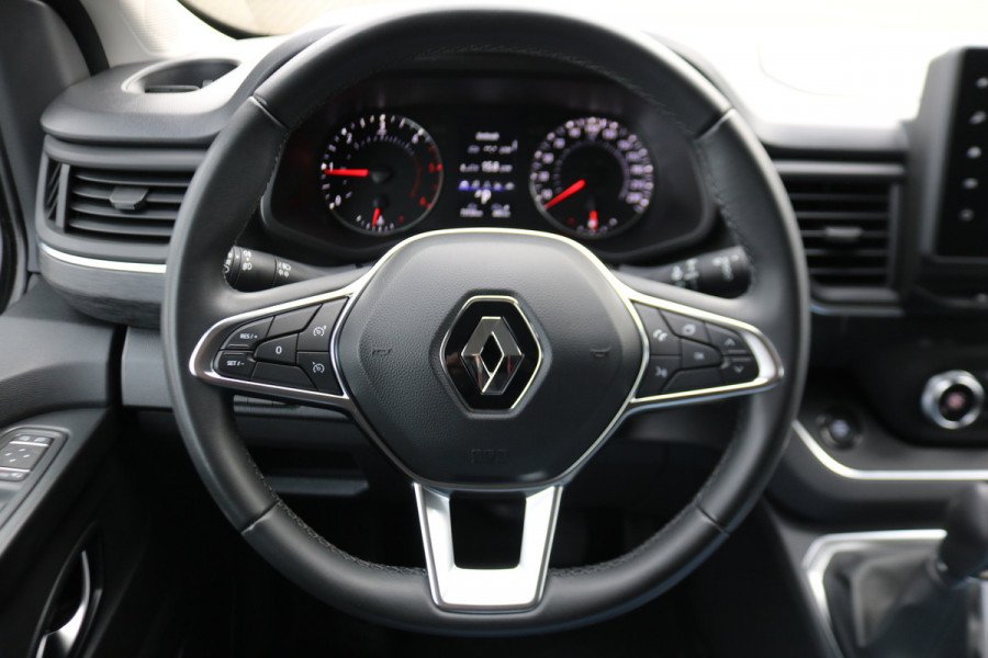 Renault Trafic 2.0 dCi 150pk L2 H1 DC Luxe Black Edition