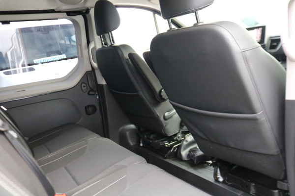 Renault Trafic 2.0 dCi 150pk L2 H1 DC Luxe Black Edition