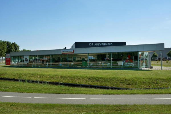 Mitsubishi Outlander 2.4 PHEV Instyle trekhaak side skirts