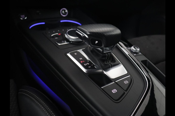 Audi A4 40 TFSI Sport S Line Black Edition | Stoelverwarming | Adaptive cruise | Keyless | Virtual Cockpit | Carplay | Half leder | Navigatie | Full LED | 19'' | Sportstoelen | Sfeerverlichting