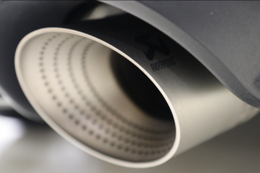 Volkswagen Golf 2.0 TSI GTI CLUBSPORT 45 JAHRE /PANO/AKRA/IQ-LIGHT/NURBURGRING//VOLL