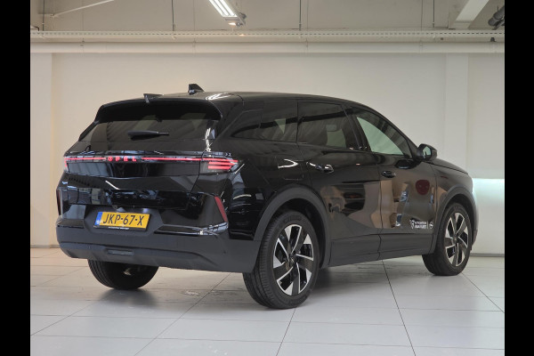 Opel Grandland 1.2 Turbo Hybrid GS Navigatie | Stoelverwarming | Stuurwielverwarming | Draadloze Telefoonlader