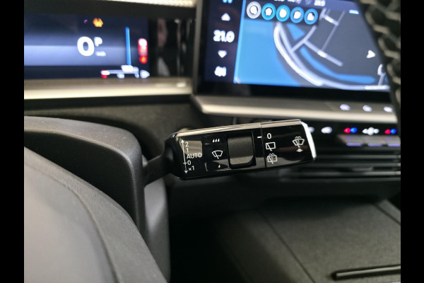 Opel Grandland 1.2 Turbo Hybrid GS Navigatie | Stoelverwarming | Stuurwielverwarming | Draadloze Telefoonlader