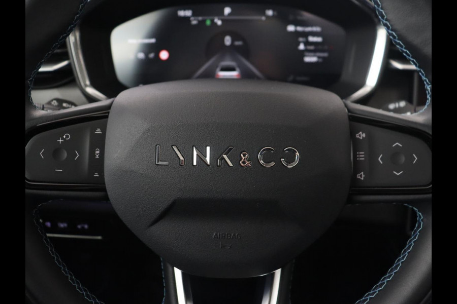 Lynk & Co 01 1.5 Plug In | Panoramadak | Infinity by Harman | Camera | Adaptive cruise | Stoelverwarming | Carplay | Memory | Full LED | PHEV