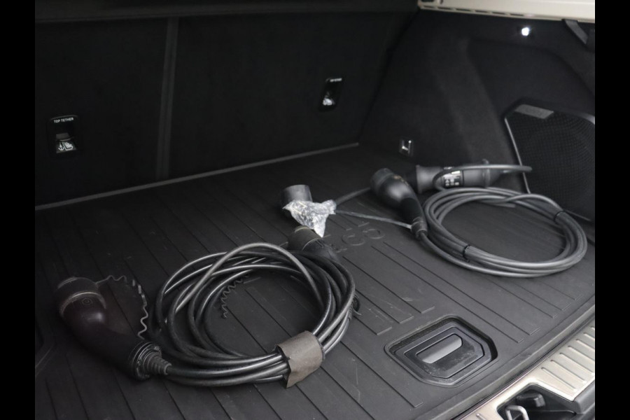 Lynk & Co 01 1.5 Plug In | Panoramadak | Infinity by Harman | Camera | Adaptive cruise | Stoelverwarming | Carplay | Memory | Full LED | PHEV