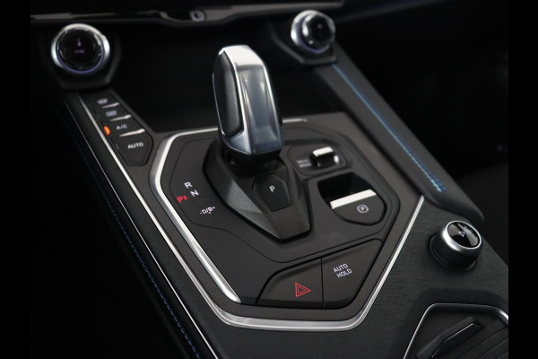 Lynk & Co 01 1.5 Plug In | Panoramadak | Infinity by Harman | Camera | Adaptive cruise | Stoelverwarming | Carplay | Memory | Full LED | PHEV