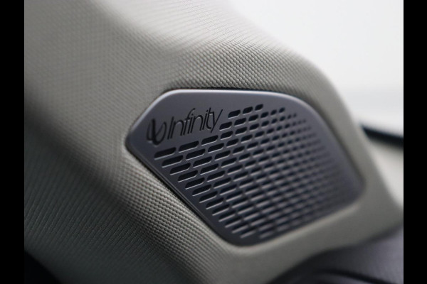 Lynk & Co 01 1.5 Plug In | Panoramadak | Infinity by Harman | Camera | Adaptive cruise | Stoelverwarming | Carplay | Memory | Full LED | PHEV