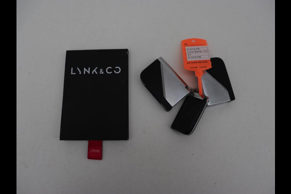 Lynk & Co 01 1.5 Plug In | Panoramadak | Infinity by Harman | Camera | Adaptive cruise | Stoelverwarming | Carplay | Memory | Full LED | PHEV