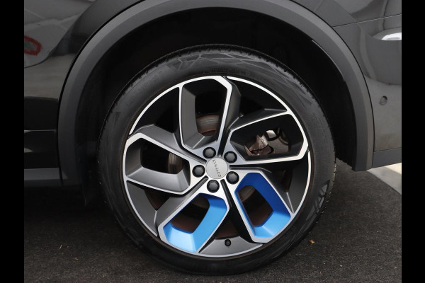 Lynk & Co 01 1.5 Plug In | Panoramadak | Infinity by Harman | Camera | Adaptive cruise | Stoelverwarming | Carplay | Memory | Full LED | PHEV