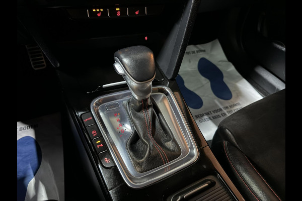 Kia ProCeed 1.6 T-GDI GT Garantie Trekhaak Pano Memory Camera Carplay StuurVW StoelVW Blindspot Elek Achterklep Navi Led Rijklaar