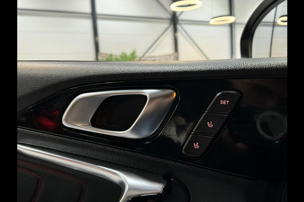 Kia ProCeed 1.6 T-GDI GT Garantie Trekhaak Pano Memory Camera Carplay StuurVW StoelVW Blindspot Elek Achterklep Navi Led Rijklaar