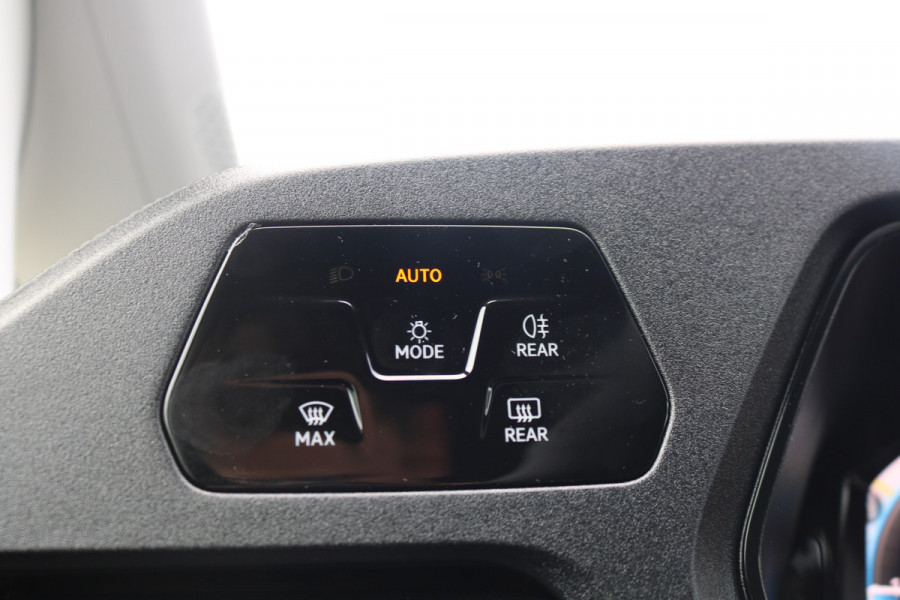 Volkswagen Caddy 2.0 TDI 120pk Automaat Led Airco Camera Black Edition