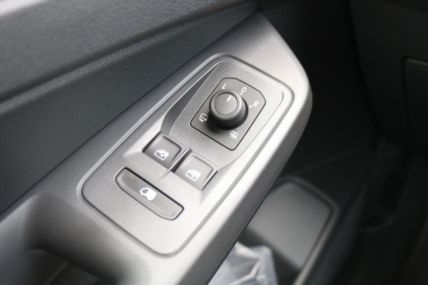 Volkswagen Caddy 2.0 TDI 120pk Automaat Led Airco Camera Black Edition