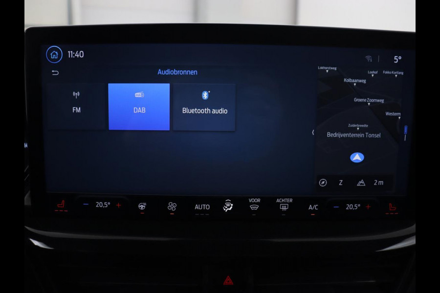 Ford Focus 1.0 EcoBoost ST Line | Stoelverwarming | Camera | Carplay | Full LED | Climate control | Parkeerhulp | Cruise control | Bluetooth