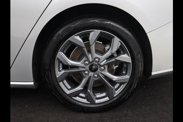 Ford Focus 1.0 EcoBoost ST Line | Stoelverwarming | Camera | Carplay | Full LED | Climate control | Parkeerhulp | Cruise control | Bluetooth