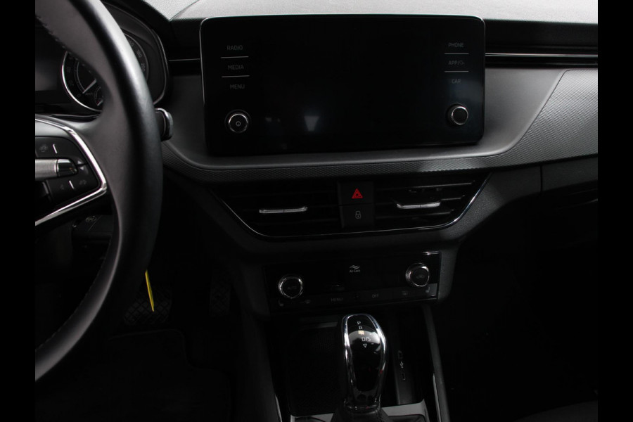 Škoda Kamiq 1.0 TSI 110pk DSG Tour de France Navigatie Apple Carplay/Android Auto Cimate Control Camera Parkeer sensoren Led Adaptive Cruise Control