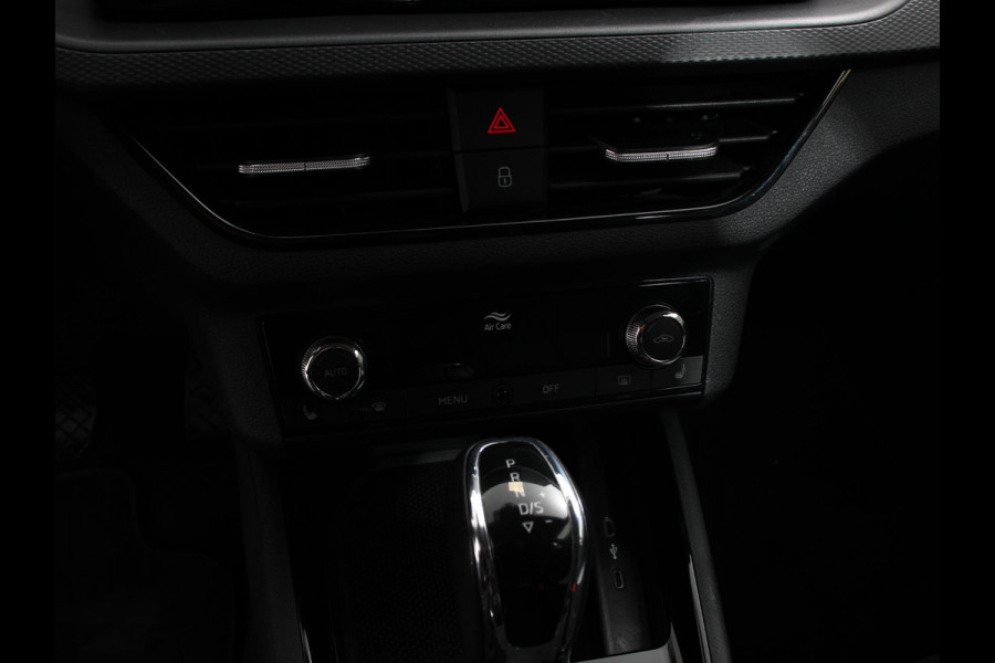 Škoda Kamiq 1.0 TSI 110pk DSG Tour de France Navigatie Apple Carplay/Android Auto Cimate Control Camera Parkeer sensoren Led Adaptive Cruise Control