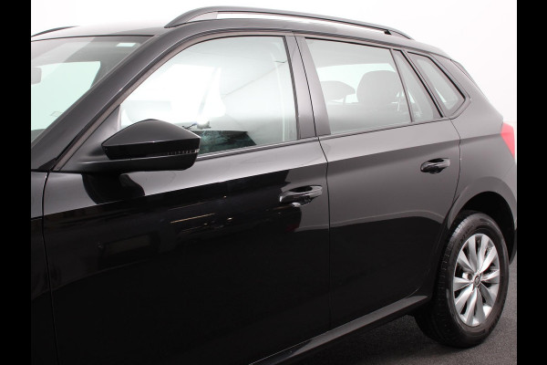 Škoda Kamiq 1.0 TSI 110pk DSG Tour de France Navigatie Apple Carplay/Android Auto Cimate Control Camera Parkeer sensoren Led Adaptive Cruise Control