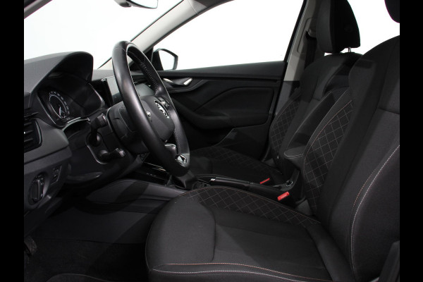 Škoda Kamiq 1.0 TSI 110pk DSG Tour de France Navigatie Apple Carplay/Android Auto Cimate Control Camera Parkeer sensoren Led Adaptive Cruise Control