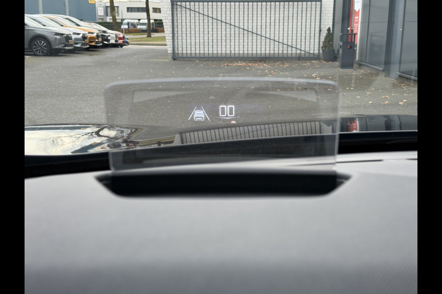 DS Ds 3 Crossback 100pk Opera (Camera - Leder - LED Matrix - Parkeersensoren V+A - Automatische Airco - Apple Carplay - Navigatie - Head up)