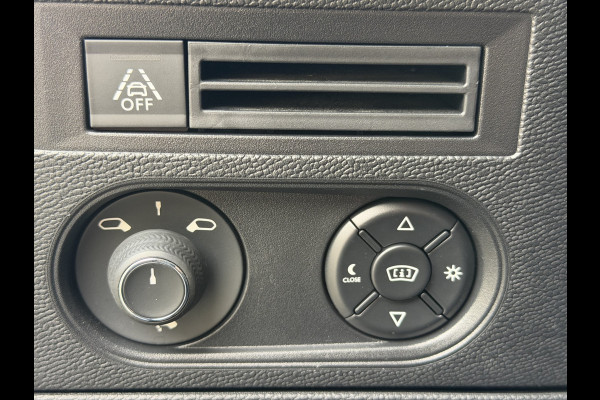 DS Ds 3 Crossback 100pk Opera (Camera - Leder - LED Matrix - Parkeersensoren V+A - Automatische Airco - Apple Carplay - Navigatie - Head up)