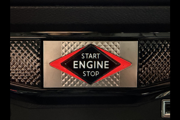 DS Ds 3 Crossback 100pk Opera (Camera - Leder - LED Matrix - Parkeersensoren V+A - Automatische Airco - Apple Carplay - Navigatie - Head up)