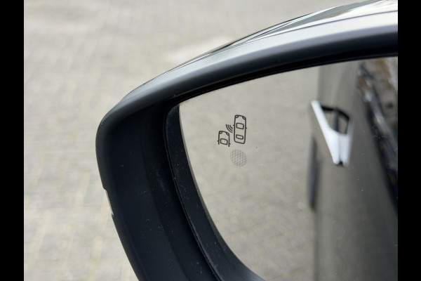 DS Ds 3 Crossback 100pk Opera (Camera - Leder - LED Matrix - Parkeersensoren V+A - Automatische Airco - Apple Carplay - Navigatie - Head up)