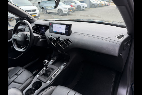 DS Ds 3 Crossback 100pk Opera (Camera - Leder - LED Matrix - Parkeersensoren V+A - Automatische Airco - Apple Carplay - Navigatie - Head up)