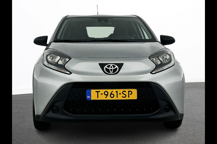Toyota Aygo X 1.0 VVT-i MT Play Airco Navi Carplay PDC + Camera Achter Cruise Control