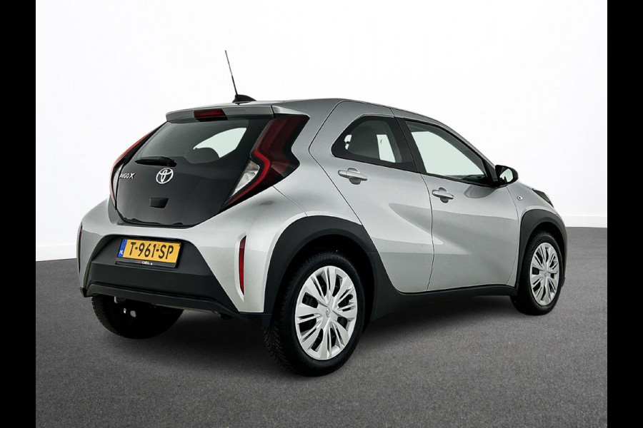 Toyota Aygo X 1.0 VVT-i MT Play Airco Navi Carplay PDC + Camera Achter Cruise Control