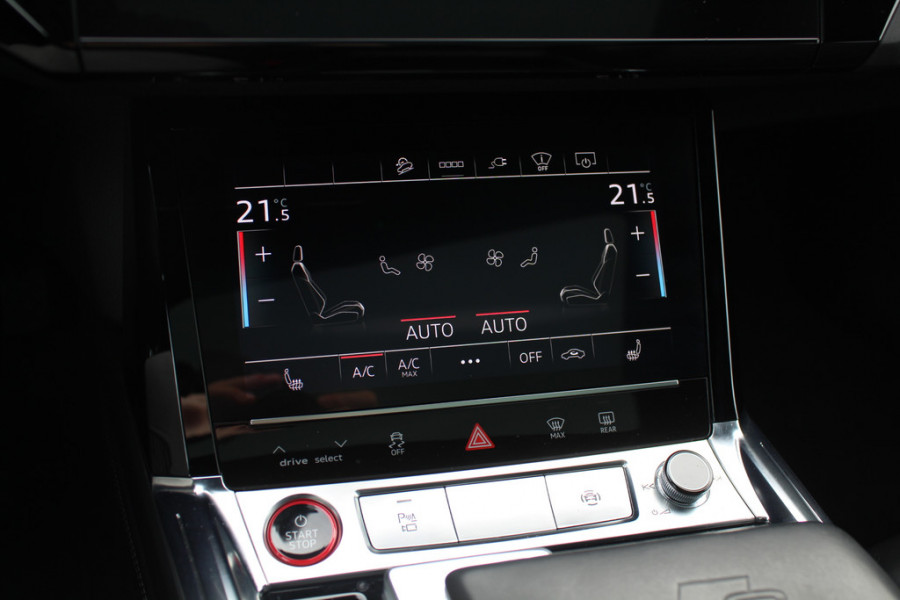 Audi e-tron Sportback S quattro 95 kWh / Panoramadak / Camera / RS Seats / 21'' / B&O / Intr.voorverwarming / Luchtvering / Matrix LED / CarPlay / Stoelverwarming / DAB / ACC