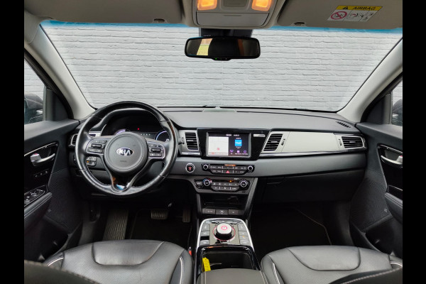 Kia e-Niro ExecutiveLine 64kWh Leer Elek.Stoel+Memory Warmtepomp Pdc Navi Ecc Camera Apple Carplay Android Auto Stoelverwarming+Koeling Stuurverwarming Lmv Privacy Glas DAB Vess Lane Assist Blind Spot 1e Eigenaar Origineel Nederlandse Auto Zeer compleet!